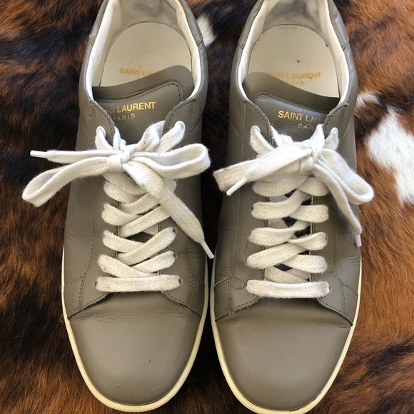 Yves Saint Laurent Shoes - Saint Laurent taupe/grey SL/01 leather sneakers